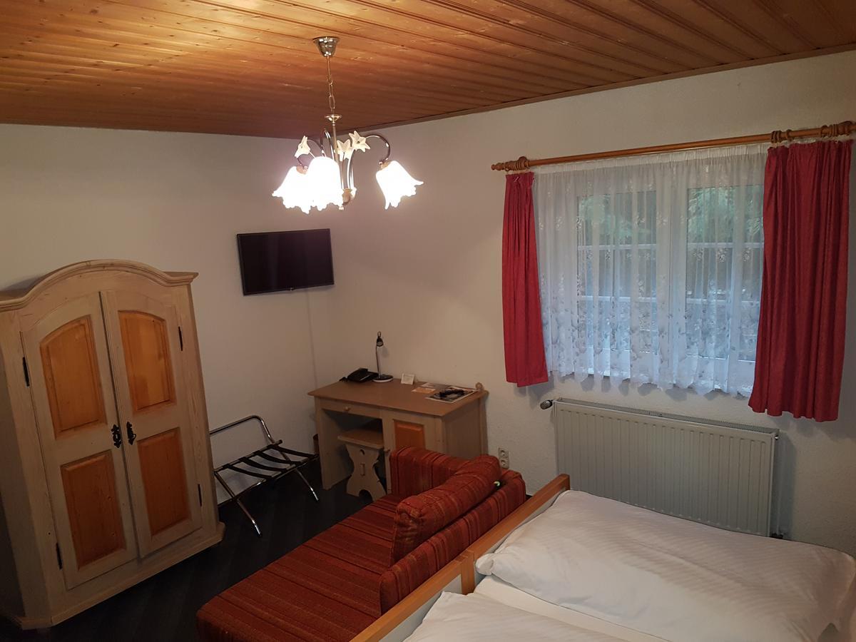 Land-Gut-Hotel Zur Lochmuehle Penig Екстериор снимка